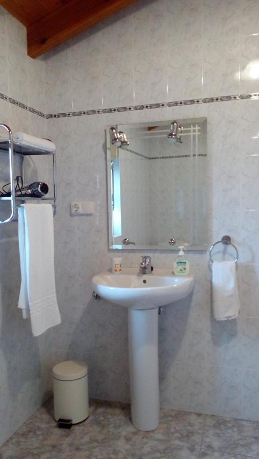 Гостьовий будинок La Casa De Consuelo 3 Viernoles Екстер'єр фото